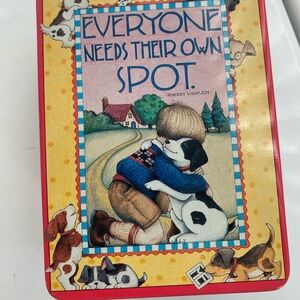 Ornamental Treasures Tin, EVERYONE NEEDS THEIR OWN SPOT, never used 5.5x4x2